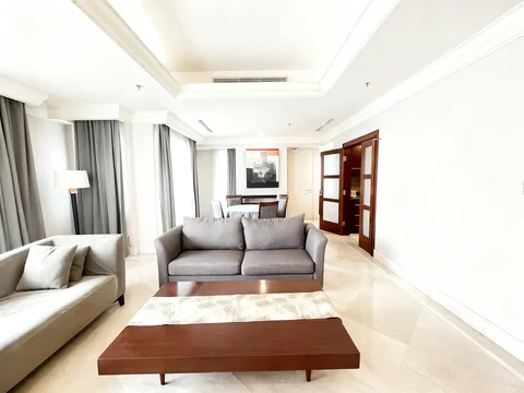 SCBD Suites Mid Floor