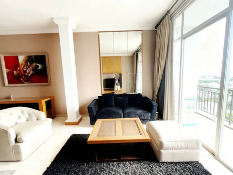 Senayan Residence Tower 2 Lantai Tengah