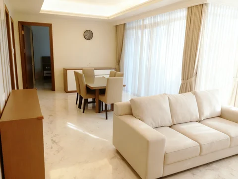 Botanica Tower 3 Lantai Tengah