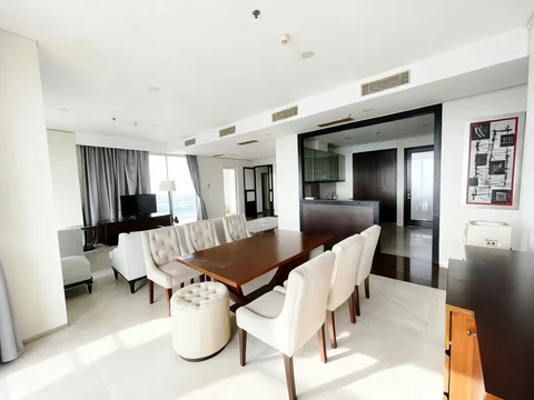 Nirvana Kemang Tower Retri Mid Floor