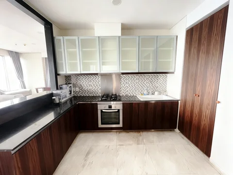 Nirvana Kemang Tower Retri Mid Floor