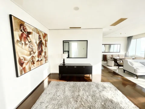 Nirvana Kemang Tower Retri Mid Floor