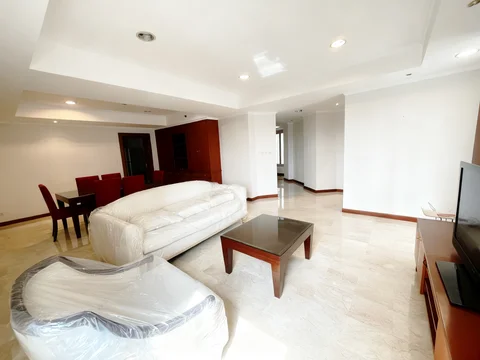 Bukit Golf Pondok Indah Tower B Lantai Rendah