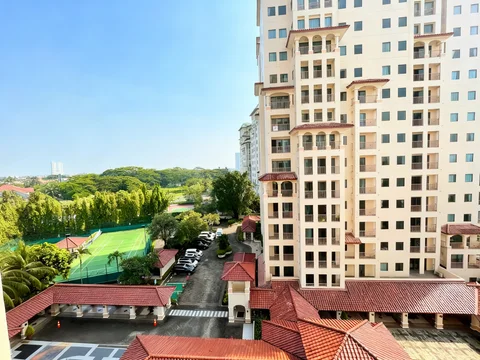 Bukit Golf Pondok Indah Tower B Lantai Rendah