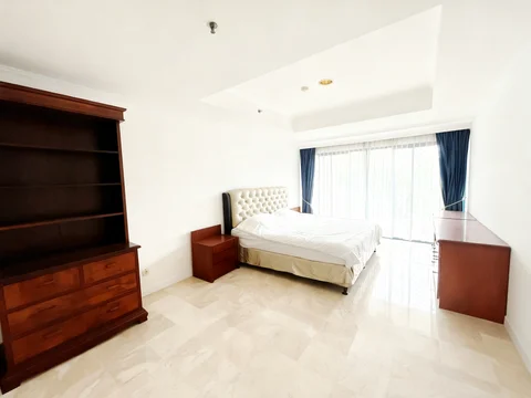 Bukit Golf Pondok Indah Tower B Lantai Rendah