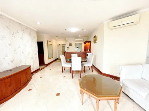 Permata Gandaria Mid Floor