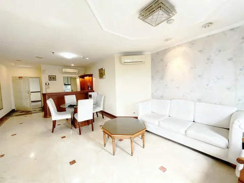 Permata Gandaria Mid Floor