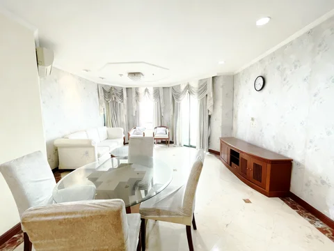 Permata Gandaria Mid Floor