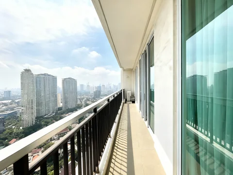 Pakubuwono House Lantai Tinggi