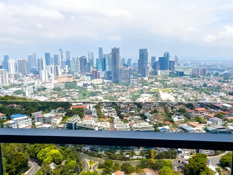 District 8 Senopati Tower Eternity Lantai Tinggi