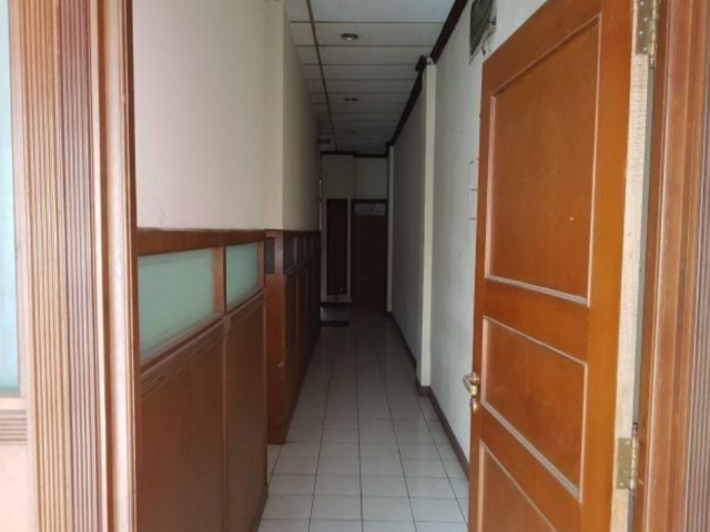 3 Storeys Shophouse for Rent in Mampang Prapatan