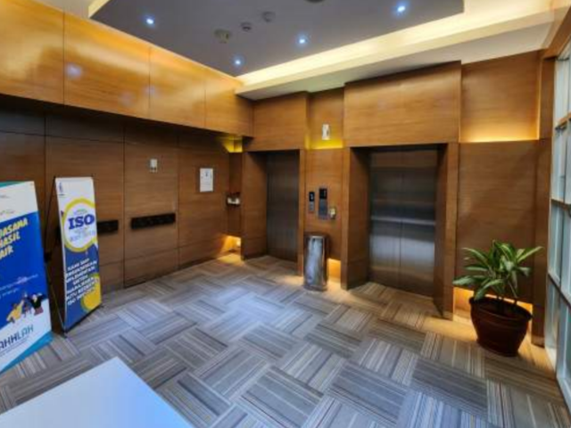 11 Storeys Building for Sale in Kebon Sirih, Menteng