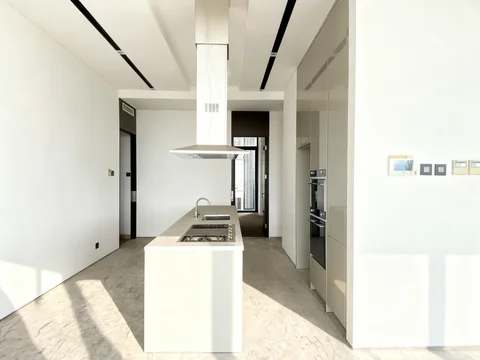 Senopati Suites 3 Lantai Tinggi