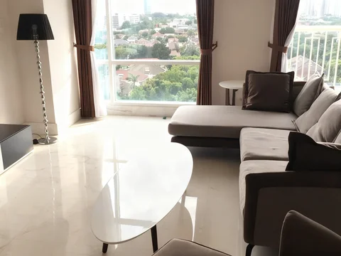 Botanica Tower 3 Lantai Tengah