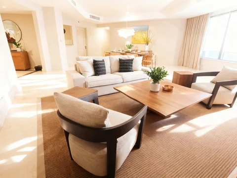 The Plaza Residence Apartment Mid Floor