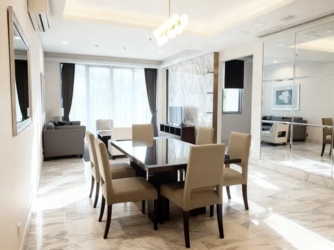 Senayan City Residence Lantai Tengah